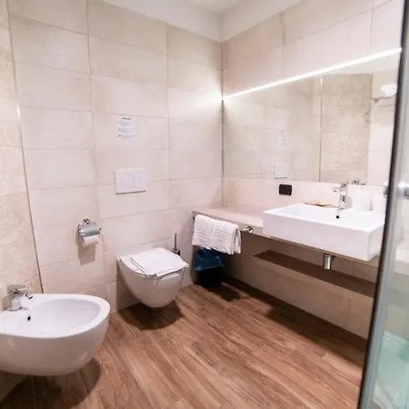 Continental Hotel San Benedetto del Tronto