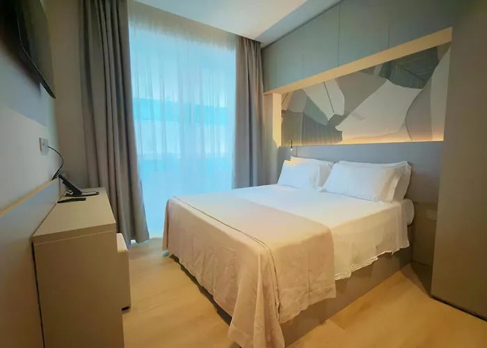 大陆酒店 圣贝内代托-德尔特龙托