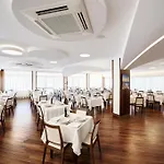 Continental Hotel 3*