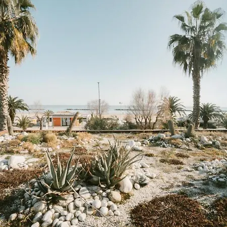 Ξενοδοχείο Continental 3*