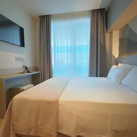 Szálloda Continental 3*