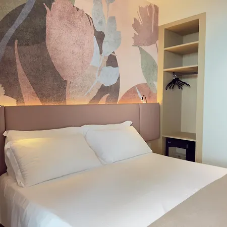 Continental Hotel