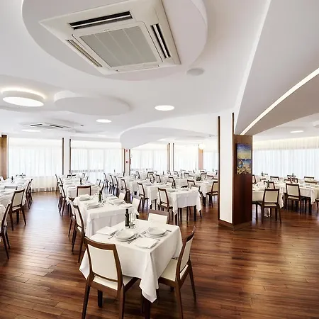 Continental Szálloda 3*